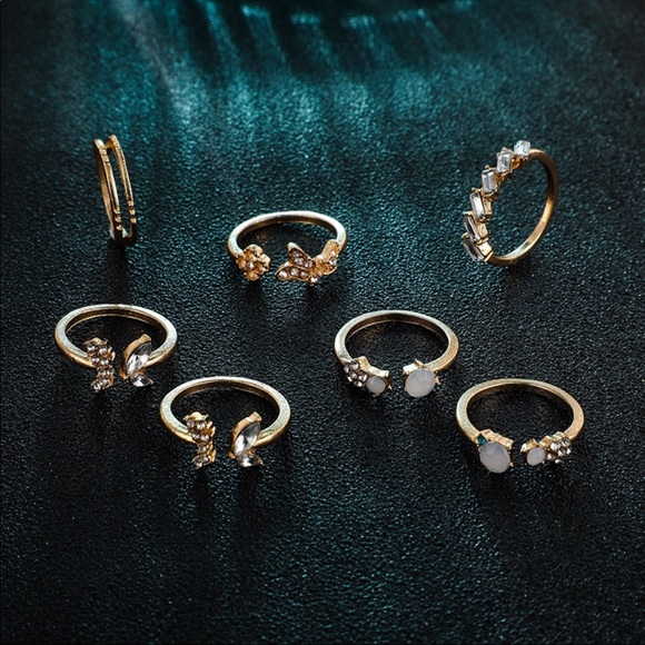 Butterfly ♡ 7 Crystal Midi Rings GIFT SET - Picture 2 of 7